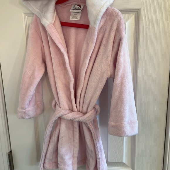 Hello Kitty Hooded Bath Robe 4/5 - Picture 3 of 7